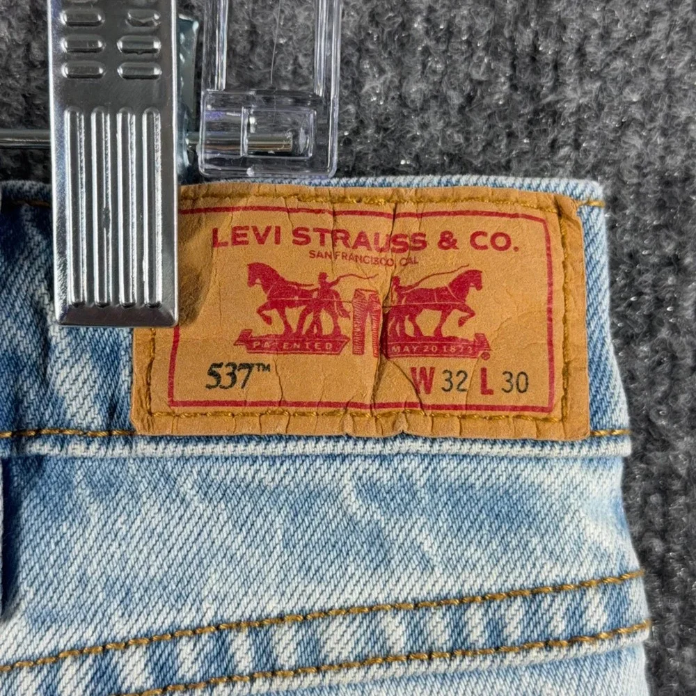 Levis 537 Jeans Mens 32x30 Western Bootcut Distressed Frayed Hem Light Rip Wash